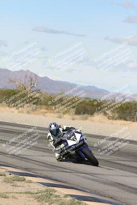 media/Nov-16-2025-Race Pace (Sun) [[8c5fa54630]]/Verified Riders/4-Turn 3 Inside (1050am)/